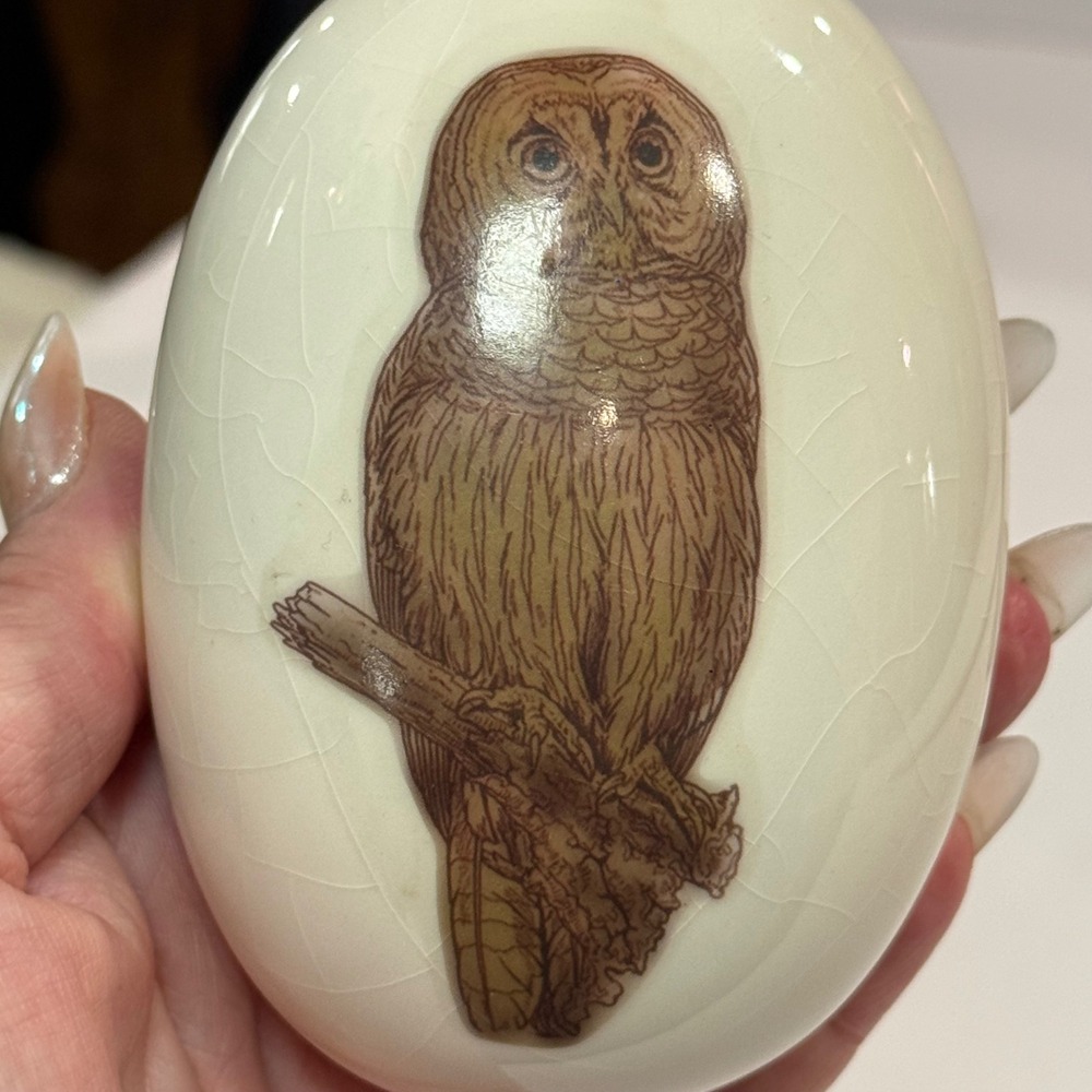 Vintage Ceramic Owl Paperweight Cream Brown Oval Figurine Whimsy Goth Witchy - Picture 5 of 7